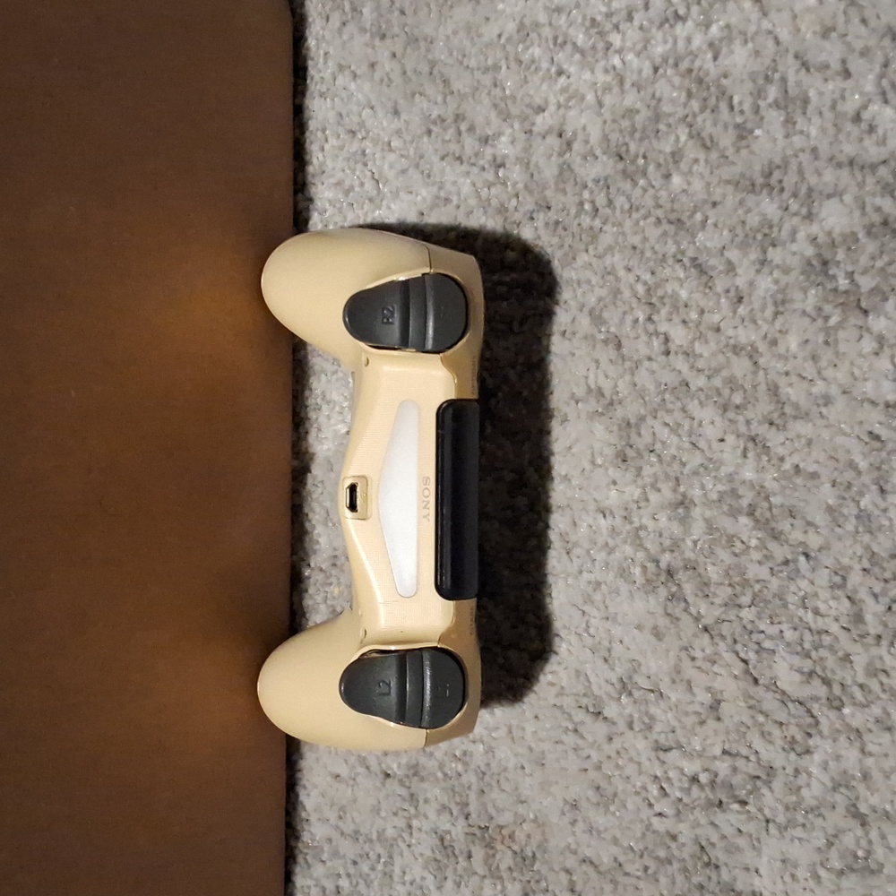 Playstation 4 controller - Picture 3 of 4